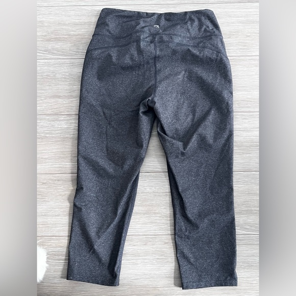 3/4 grey leggings by the gap - Picture 2 of 2